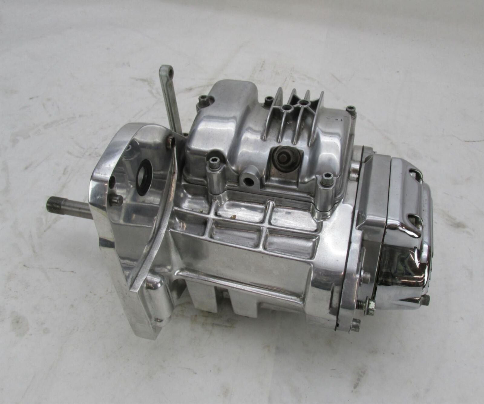 Harley Accessories Unlimited 6 Speed Polished Chrome Transmission D6560871