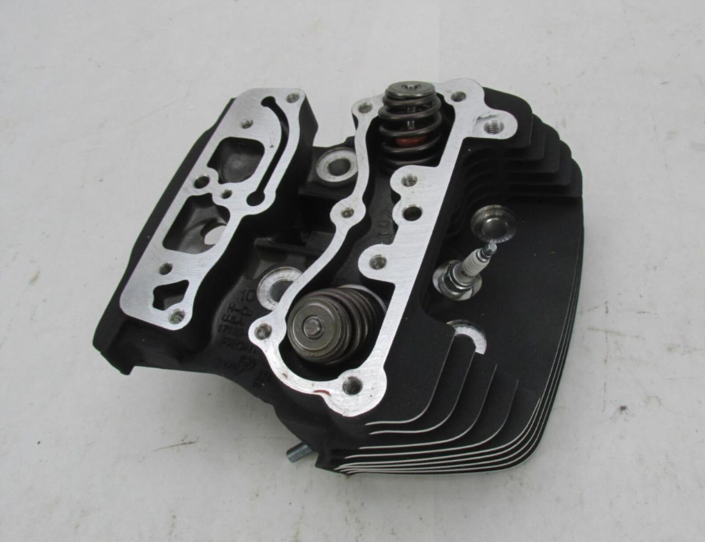 Harley Davidson Genuine Softail FXSB Breakout Rear Cylinder Head 17192-08B