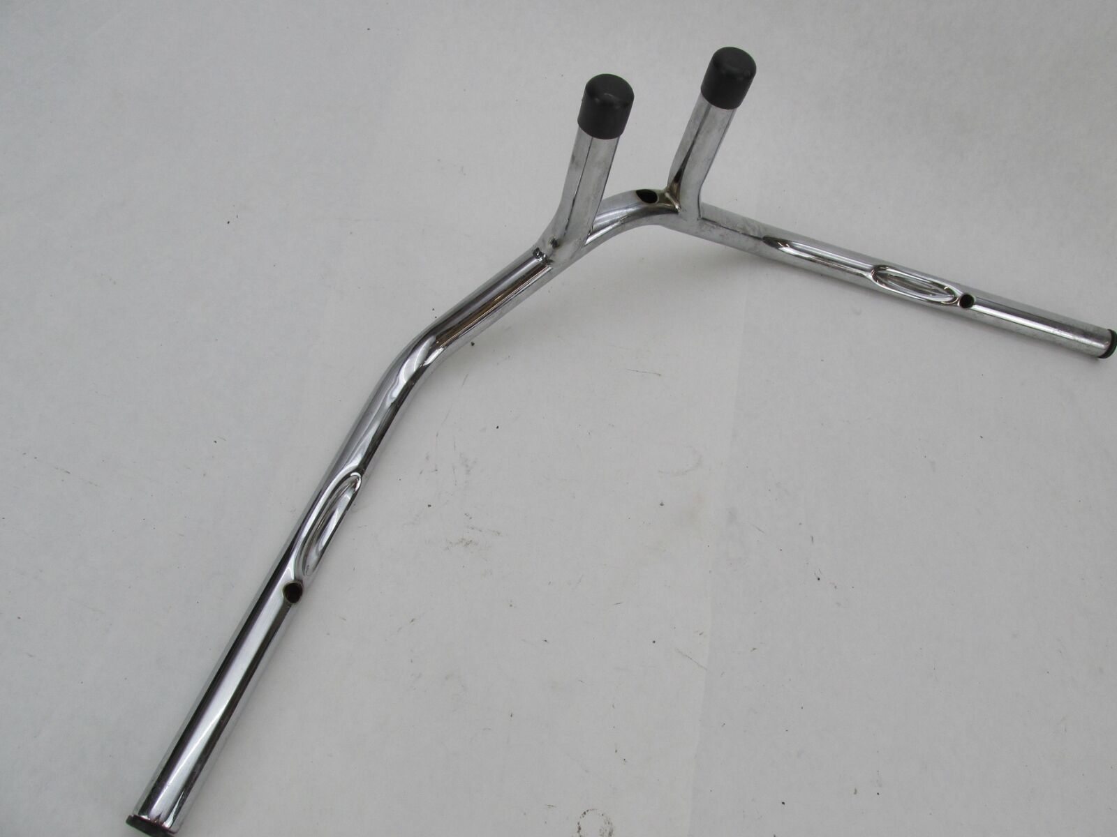 Set of Harley Davidson 1" Chrome 5.5" Center Rise T-Bars Handlebars