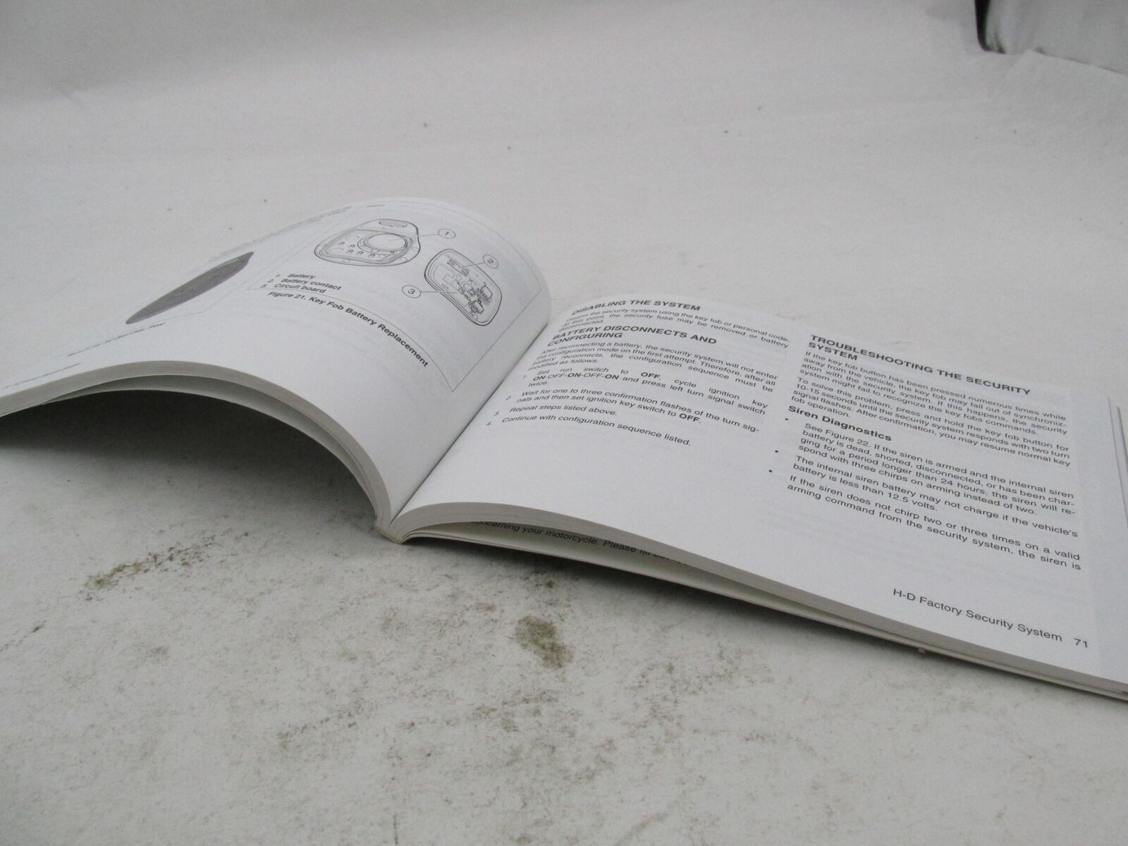 Harley-Davidson Official Factory 2005 FSLTFSE Owner's Manual 99487-05