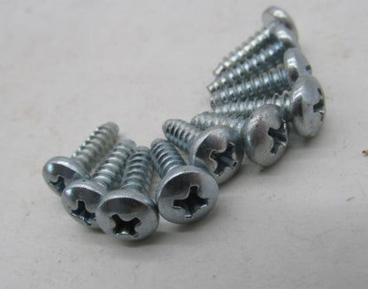 Lot of 10 Harley Genuine NOS Aermacchi MC-65 Muffler Shield Screws 65228-72P
