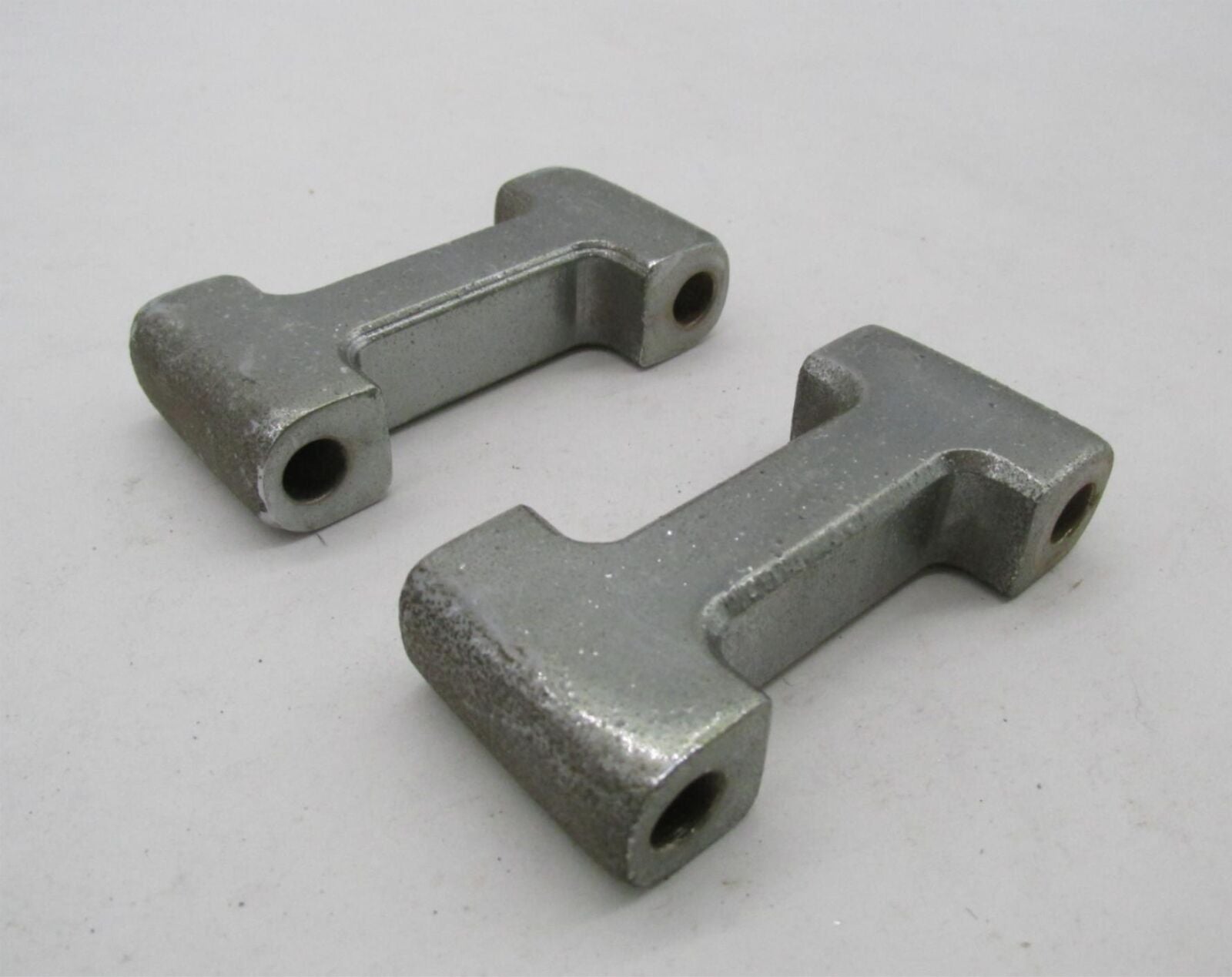 Pair of Universal Motorcycle 1.5" Fender Spacers Harley Honda Suzuki Yamaha