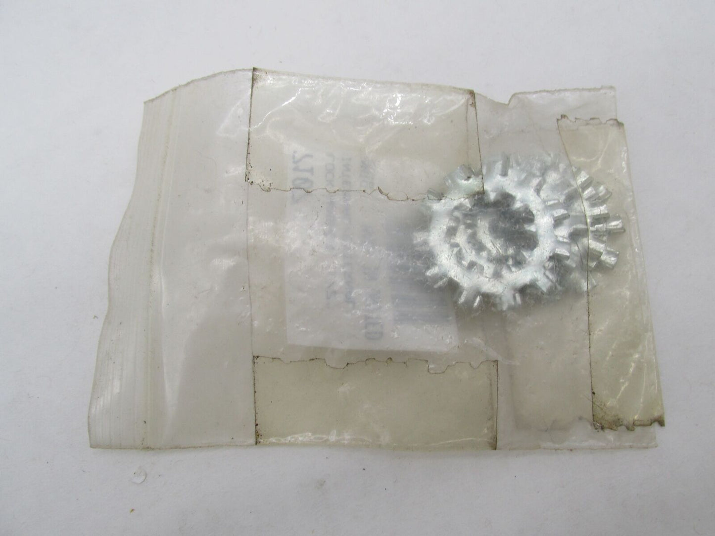 Lot of 6 Harley Davidson Genuine NOS Internal / External Lock Washers 7107