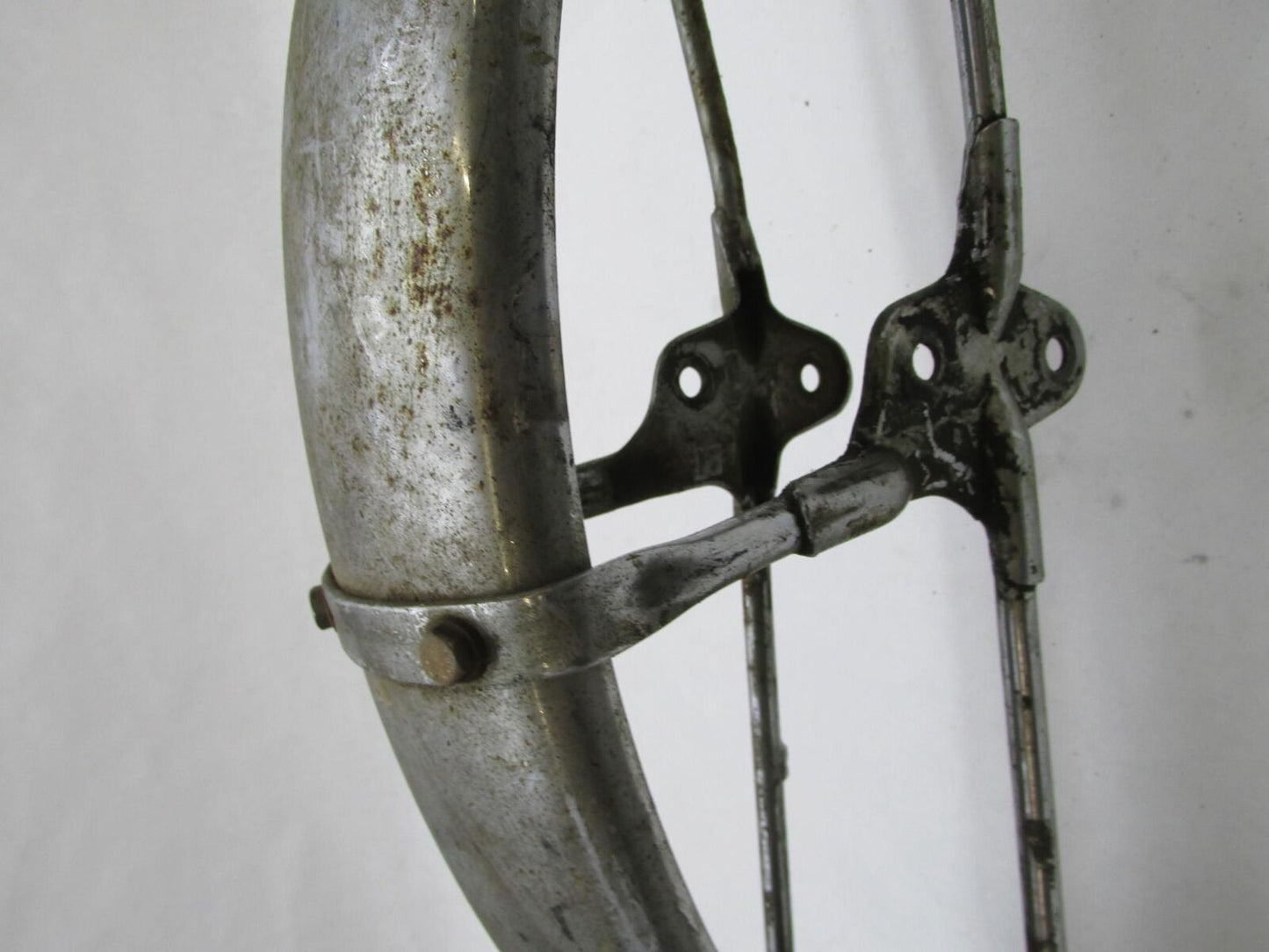 Vintage 4" wide Harley Triumph BSA Norton Chrome Patina Front Fender w/ Braces
