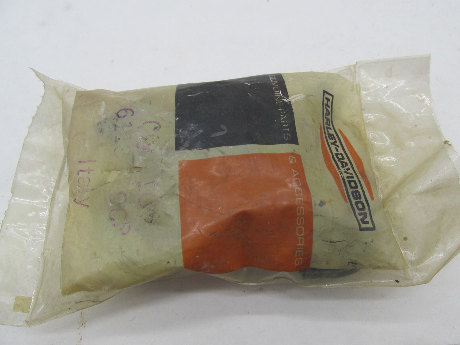 Lot of 10 Harley Davidson Genuine Aermacchi Rubber Gas Tank Bushings 61136-66P