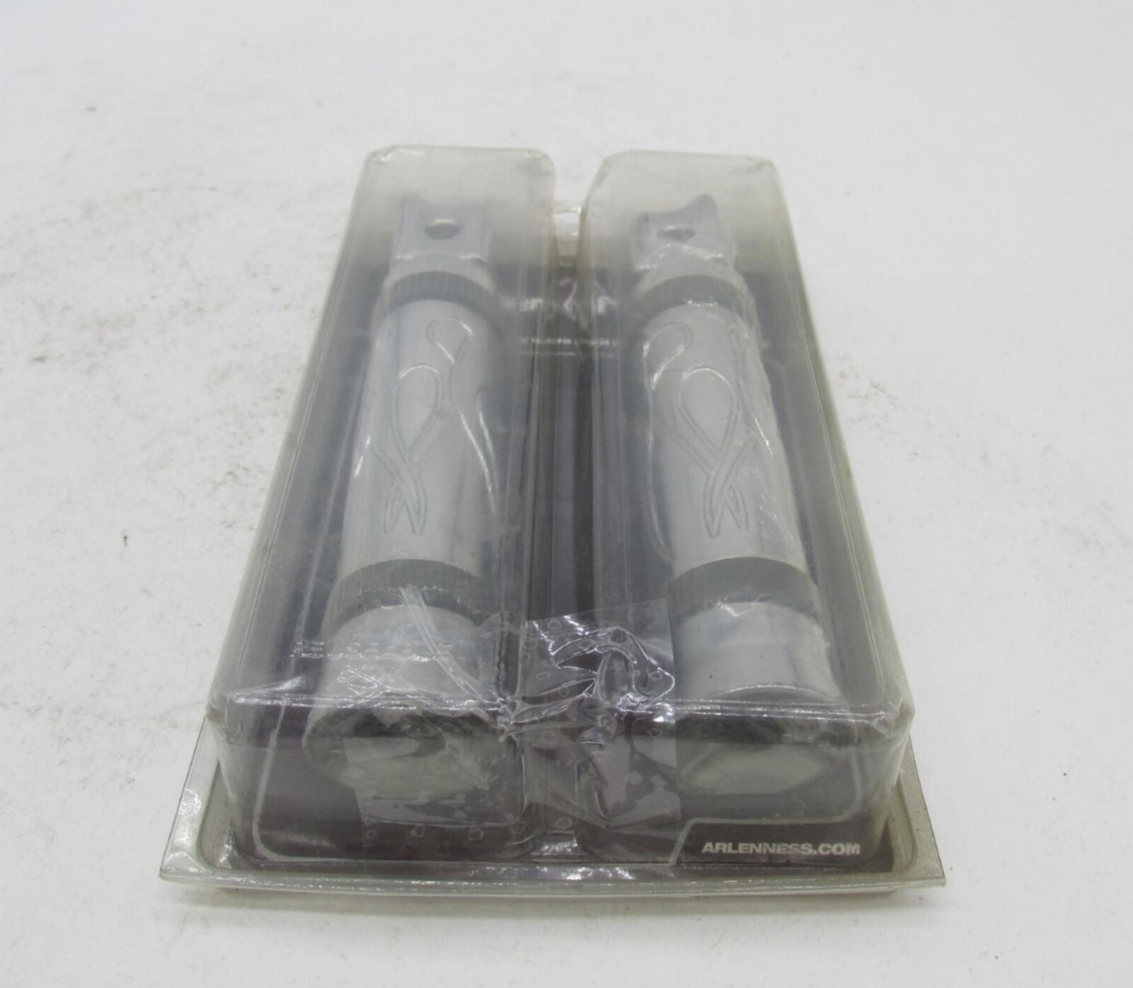 Set of Kawasaki & Suzuki Chrome FLMD Rear Foot Pegs 1620-0501 M-1078