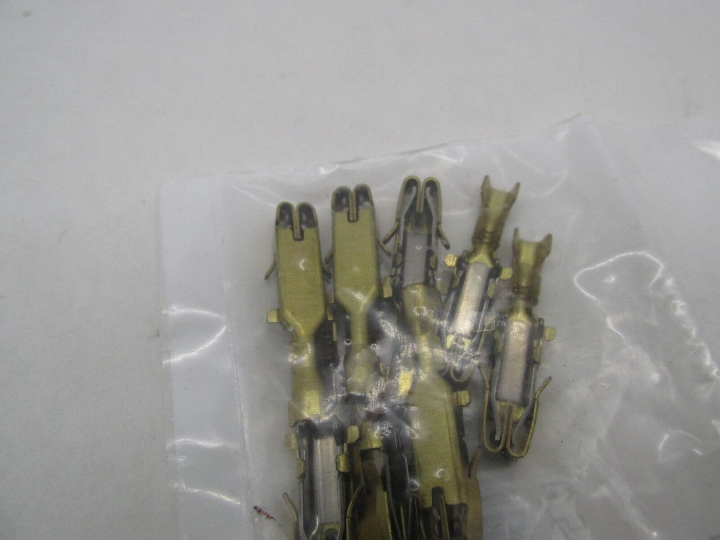 Lot of 8 Harley Davidson Genuine NOS 18 Gauge Terminals 72217-94