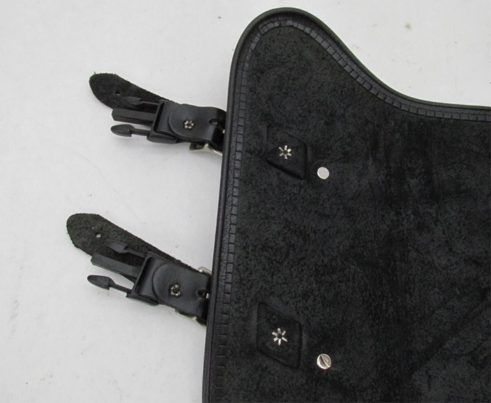 The Leatherworks Harley Davidson Single Left Side Saddlebag with Hardware