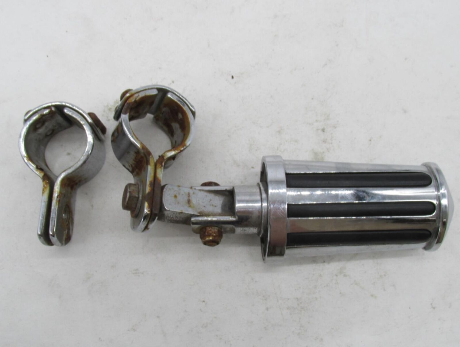 Harley-Davidson Highway Foot Peg with Crash Bar Guard Clamps Brackets