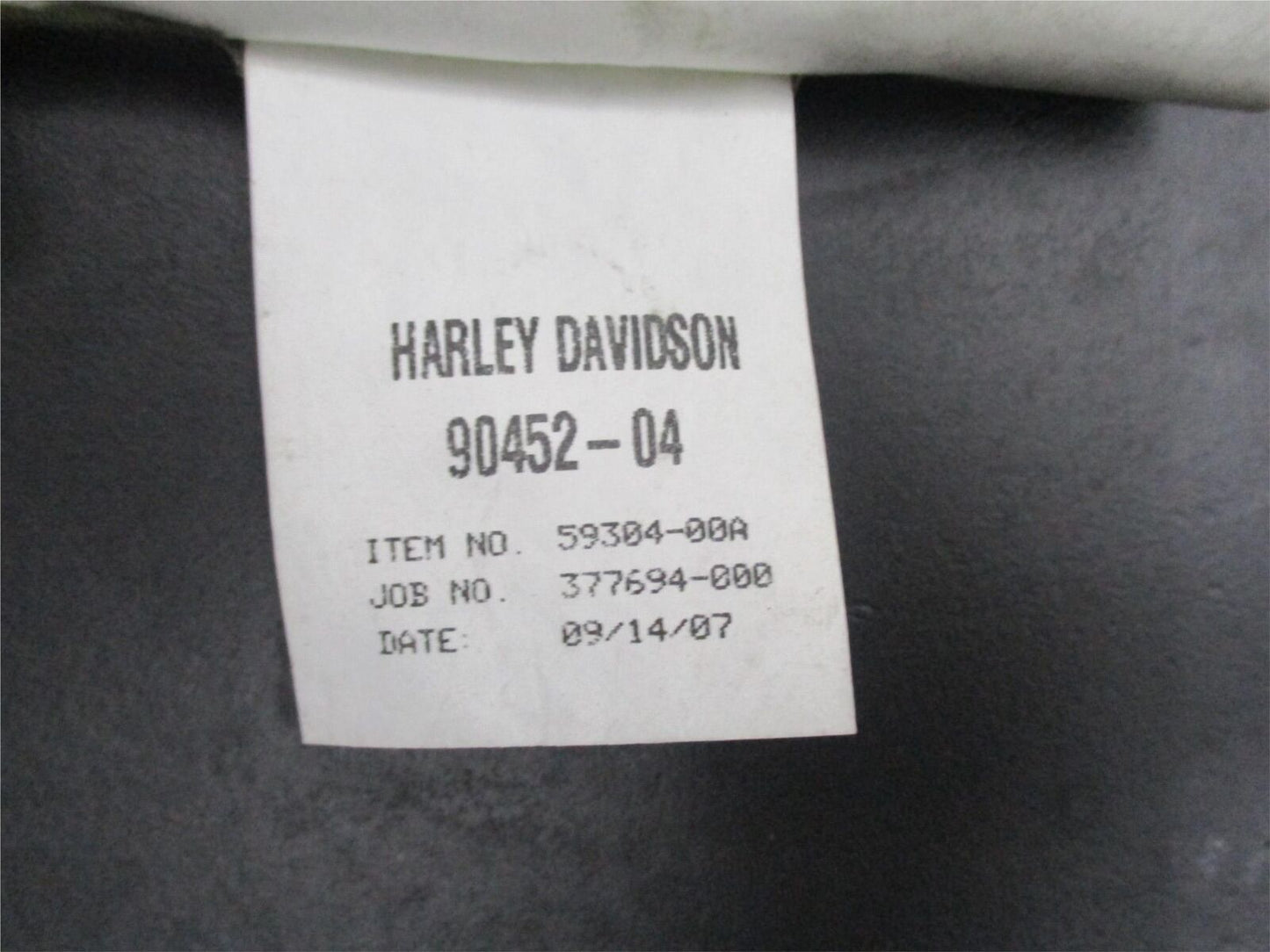 Harley Davidson Genuine 00-06 Softail Fatboy Saddlebag with Bracket 90452-04