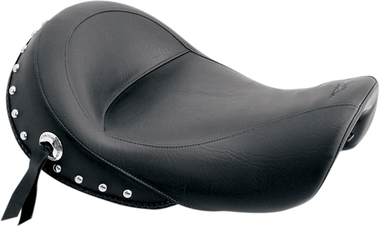 Mustang Studded Solo Seat 76106