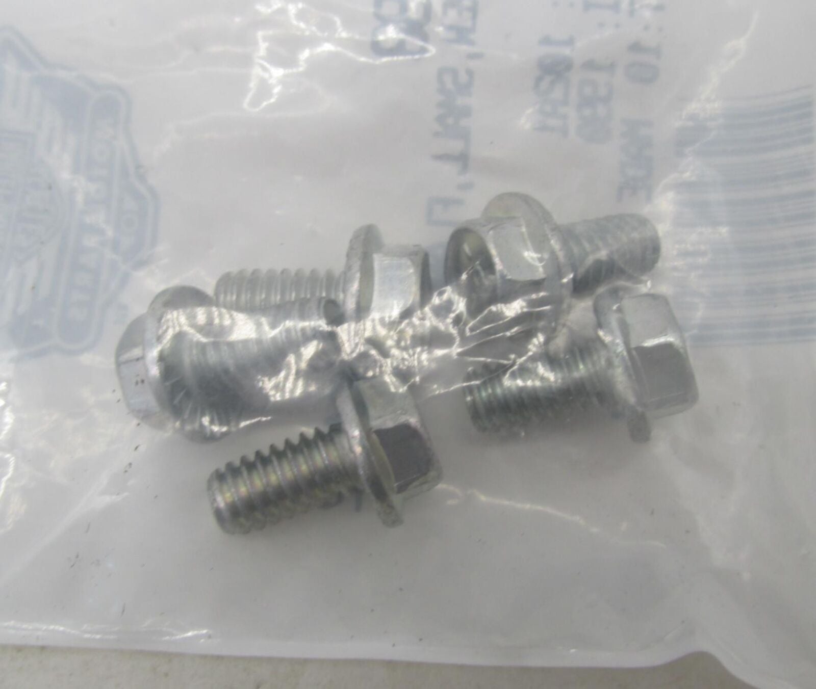 Lot of 5 Harley-Davidson Genuine NOS Small Flange Screws 3588