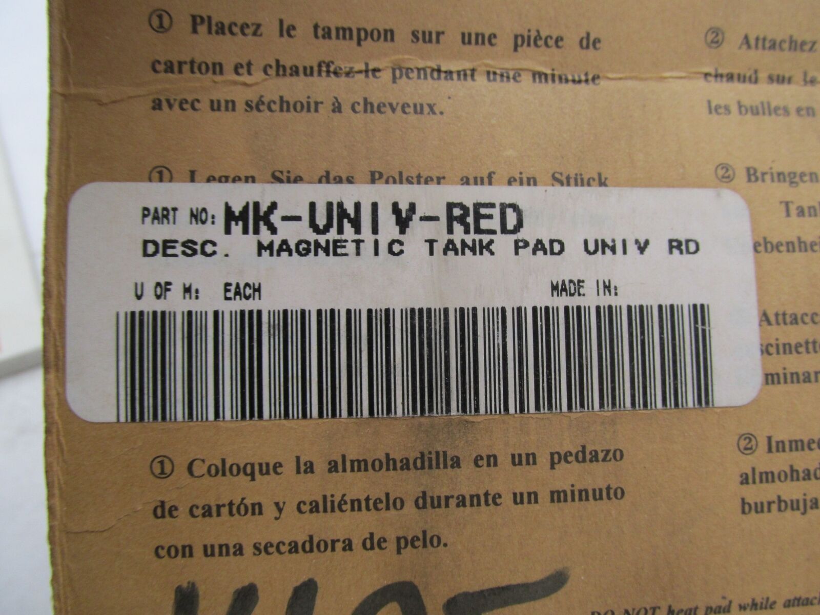 Mag Knight Universal Motorcycle Magnetic Tank Pad MK-UNIV-RED