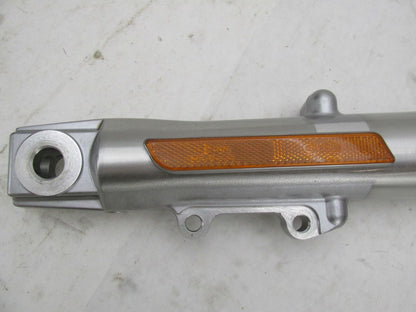Harley Davidson Genuine Stock Showa Lower Fork Slider 46495-09 G5B3-10-L