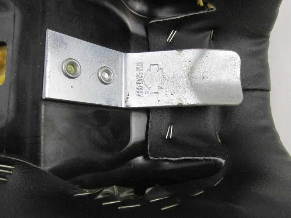 Harley-Davidson Genuine NOS XL 883 Standard Solo Seat 51532-04