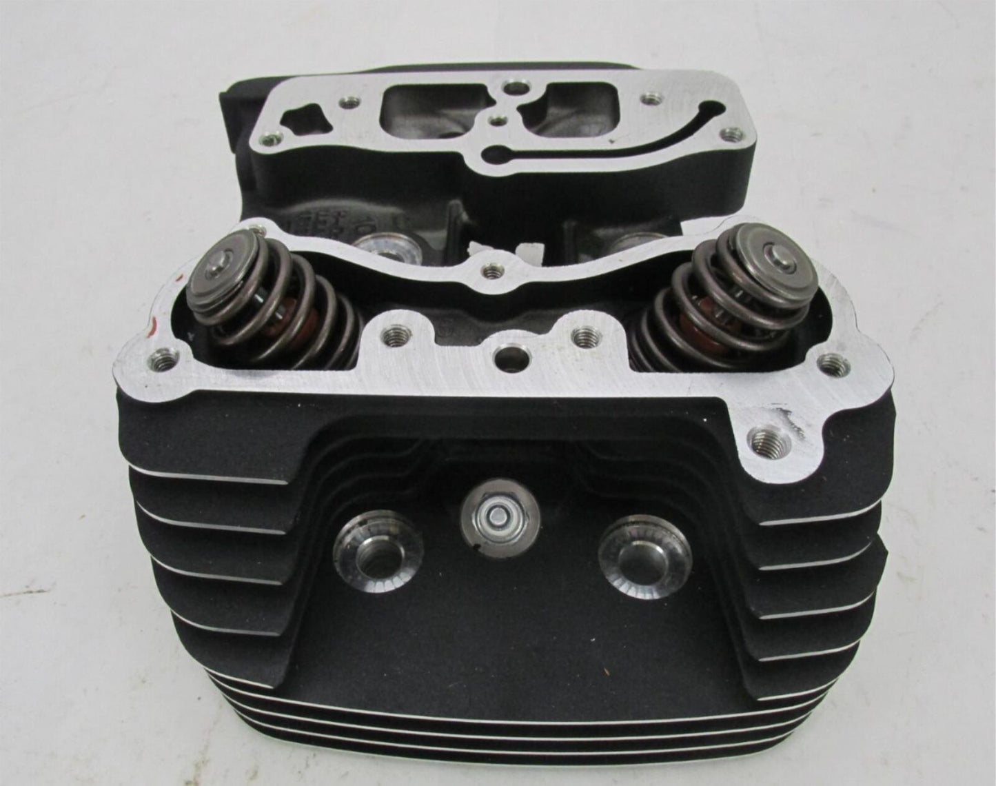 Harley Davidson Genuine Softail FXSB Breakout Rear Cylinder Head 17192-08B