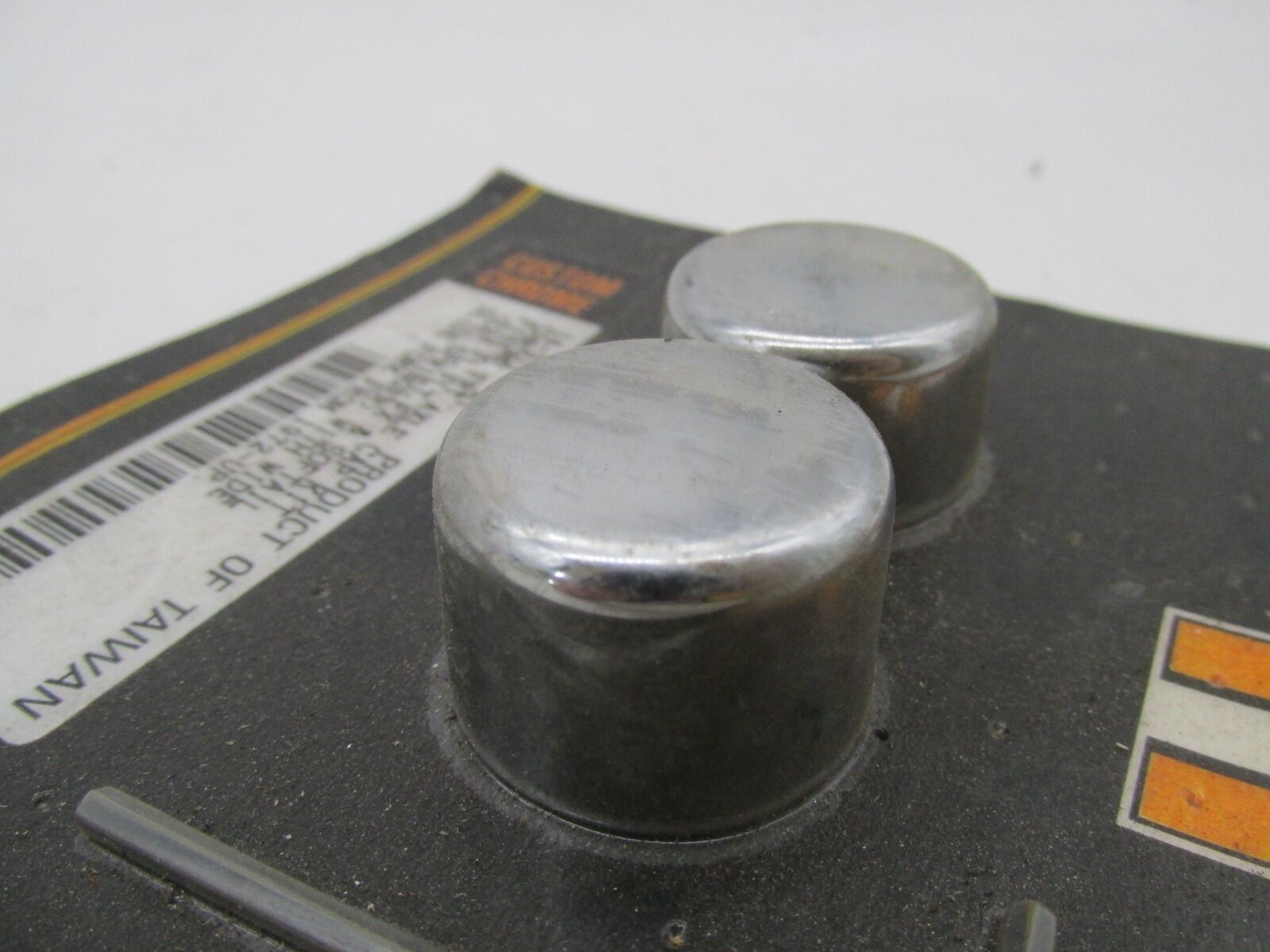 Harley Custom Chrome FL FLT FX Softail Wide Glide Front Axle Cap Kit 14-311