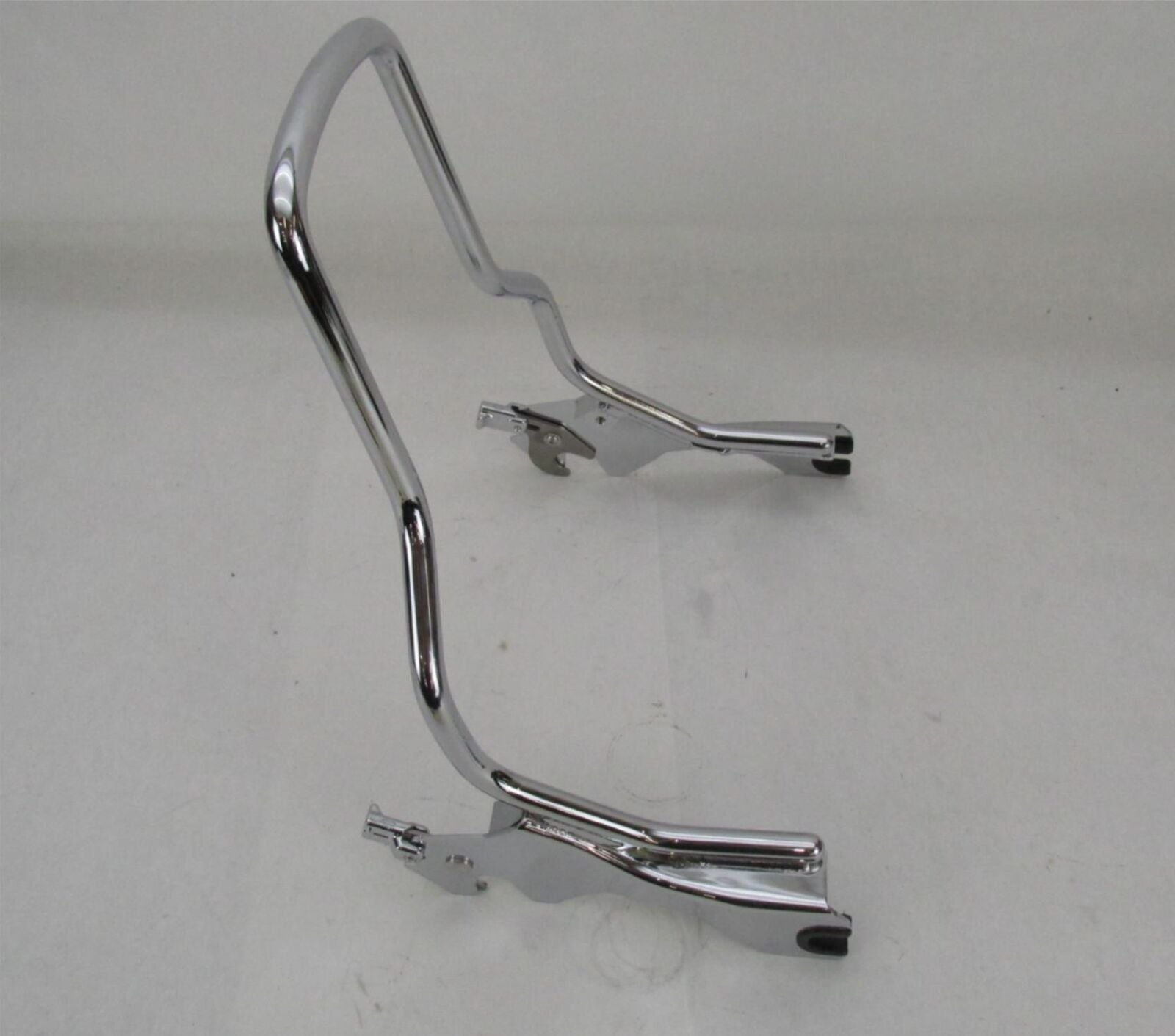 Harley-Davidson Genuine NOS Chrome Detachable Sissy Bar Upright Kit 52300450