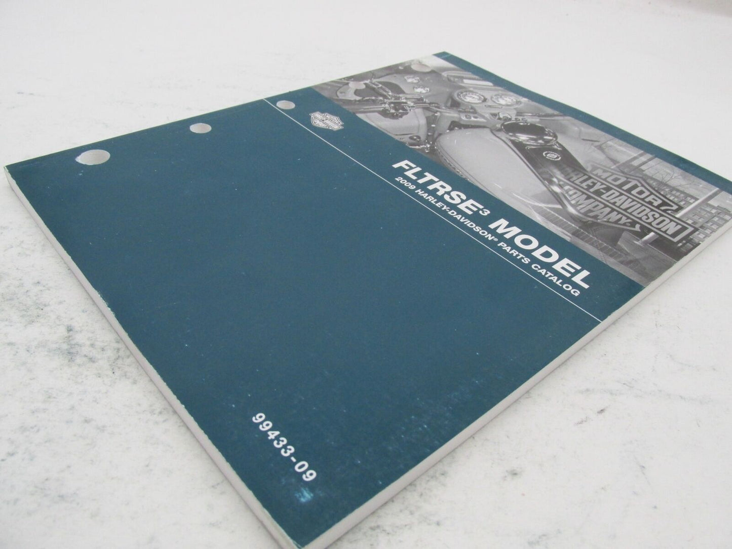 Harley-Davidson Official Factory 2009 FLTRSE³ Model Parts Catalog 99433-09