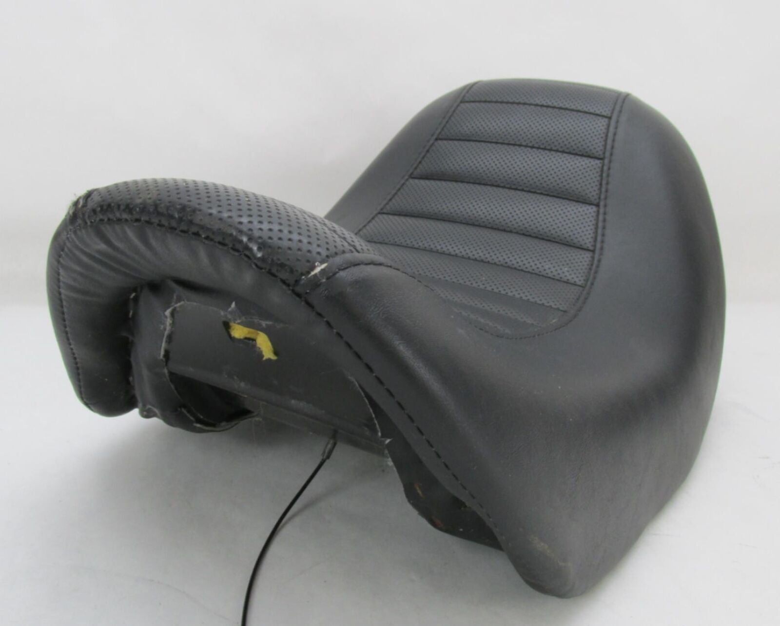 Harley-Davidson Genuine 2005+ Night Rod V-Rod Ribbed Solo Seat