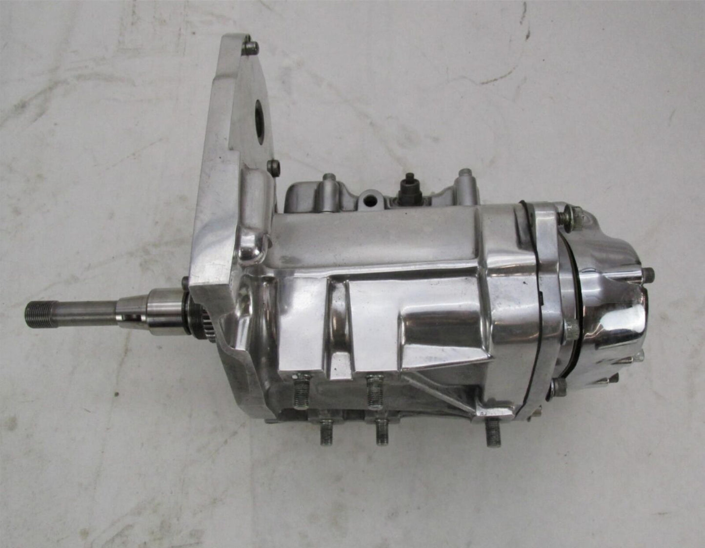 Harley Accessories Unlimited 6 Speed Polished Chrome Transmission D6560871