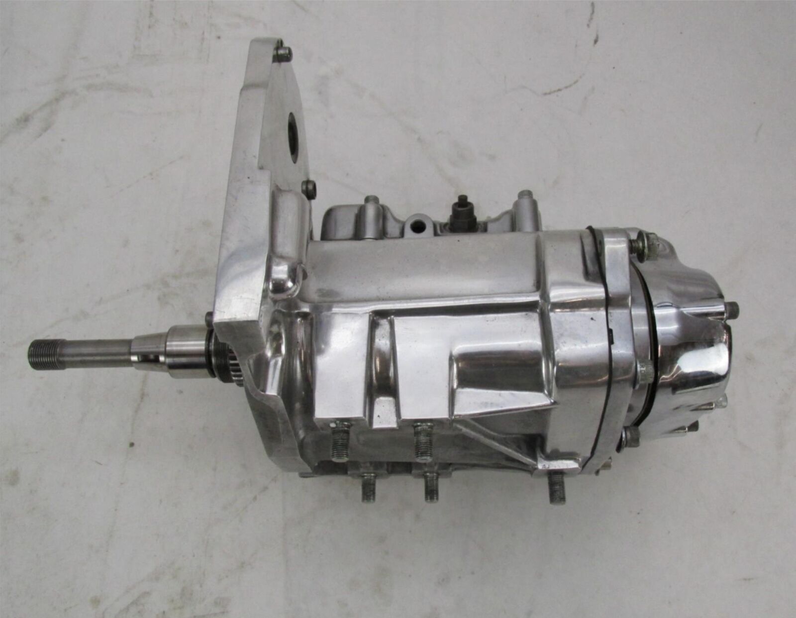 Harley Accessories Unlimited 6 Speed Polished Chrome Transmission D6560871