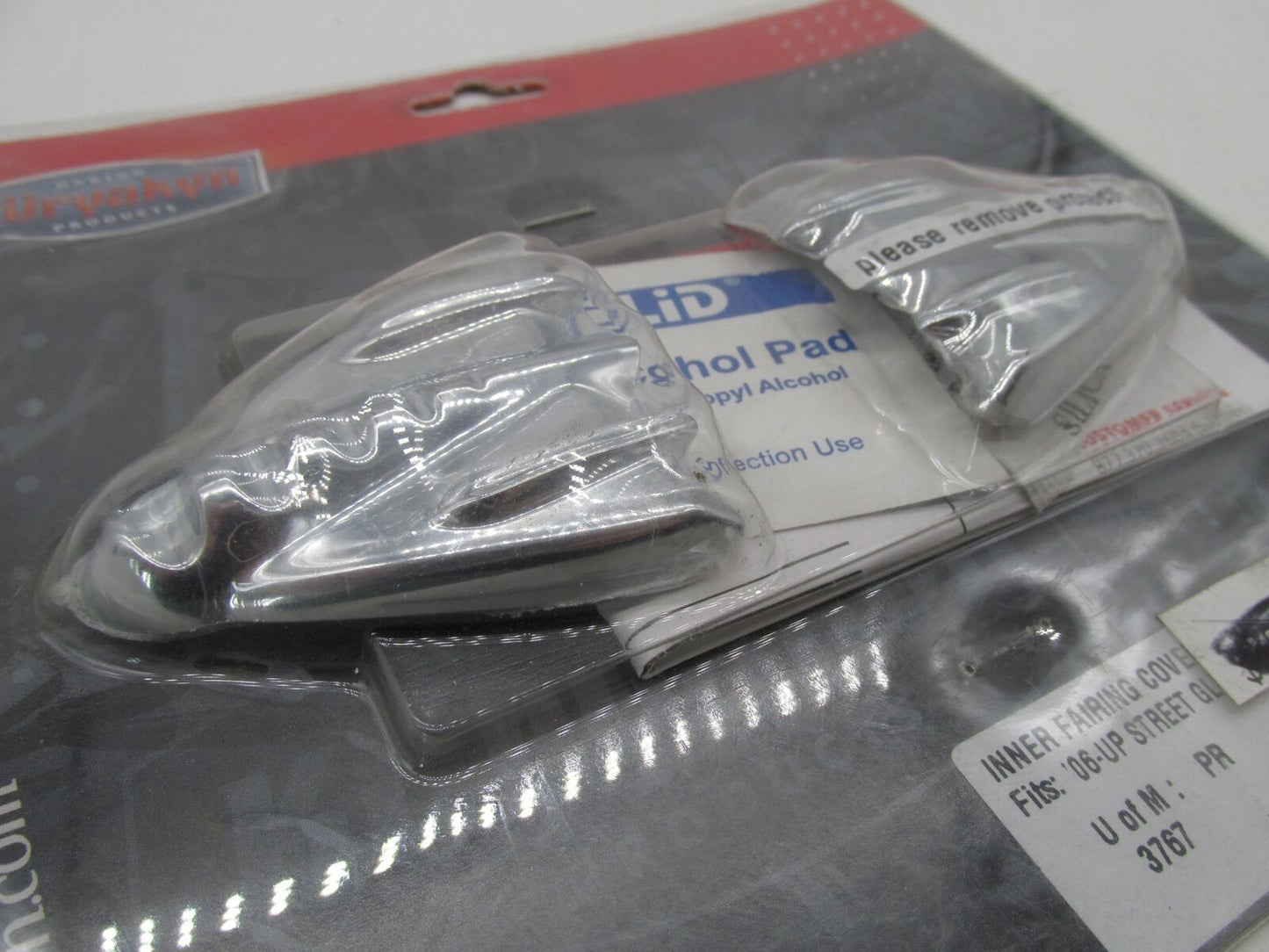 Harley Davidson Kuryakyn 06+ Street Glide FLHX Inner Fairing Cover Plate 3767