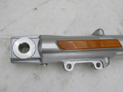Harley Davidson Genuine Stock Left Lower Fork Leg Slider 46495-09 G5B3-10-L