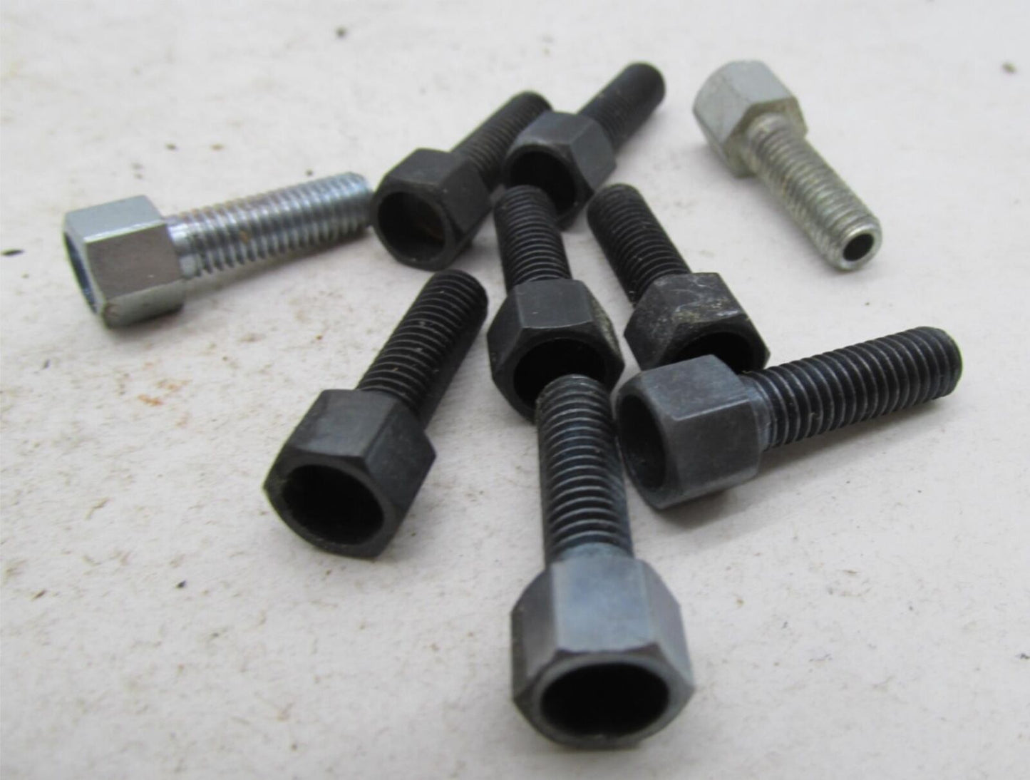 Lot of 9 Harley-Davidson Genuine Aermacchi Hex Screws 42432-65P