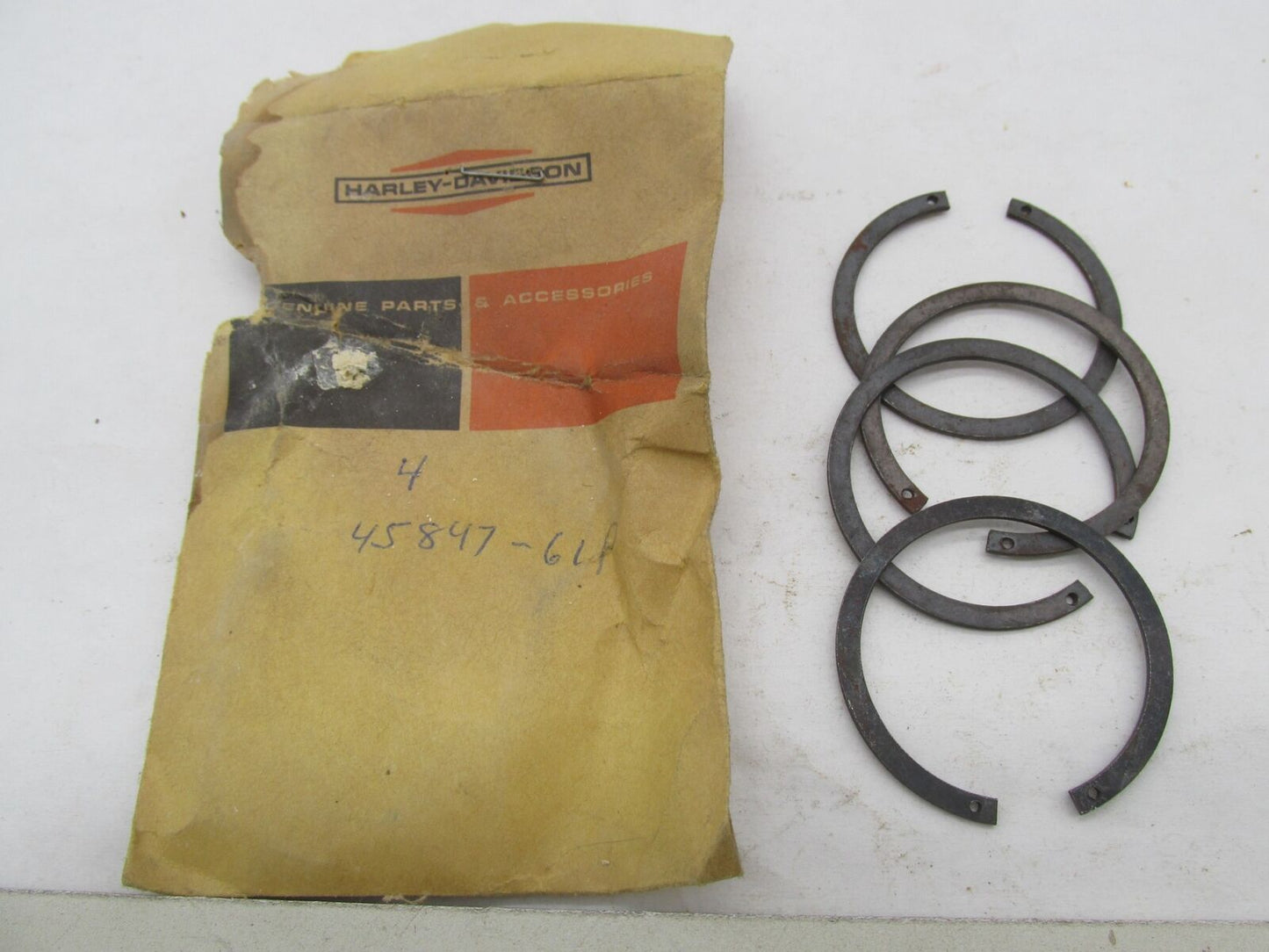 Lot of 4 Harley-Davidson Genuine NOS Aermacchi Fork Seal Lock Rings 45847-61P