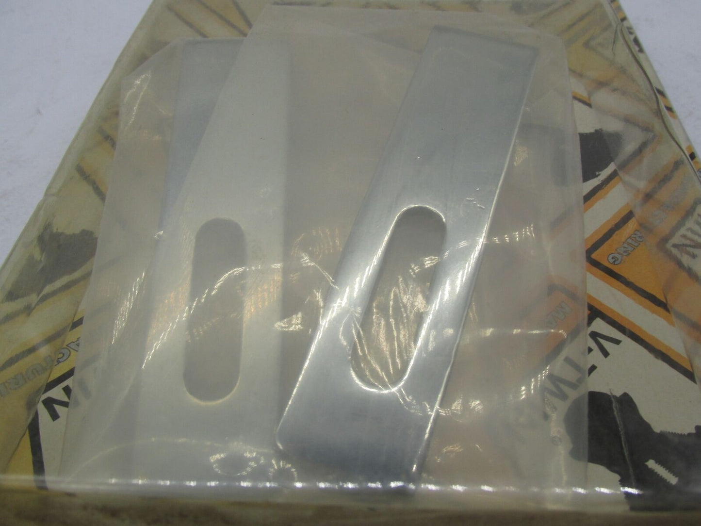 Harley Davidson V-Twin NOS Exhaust L Bend 1" x 3.75" Chrome Hanger 31-9973