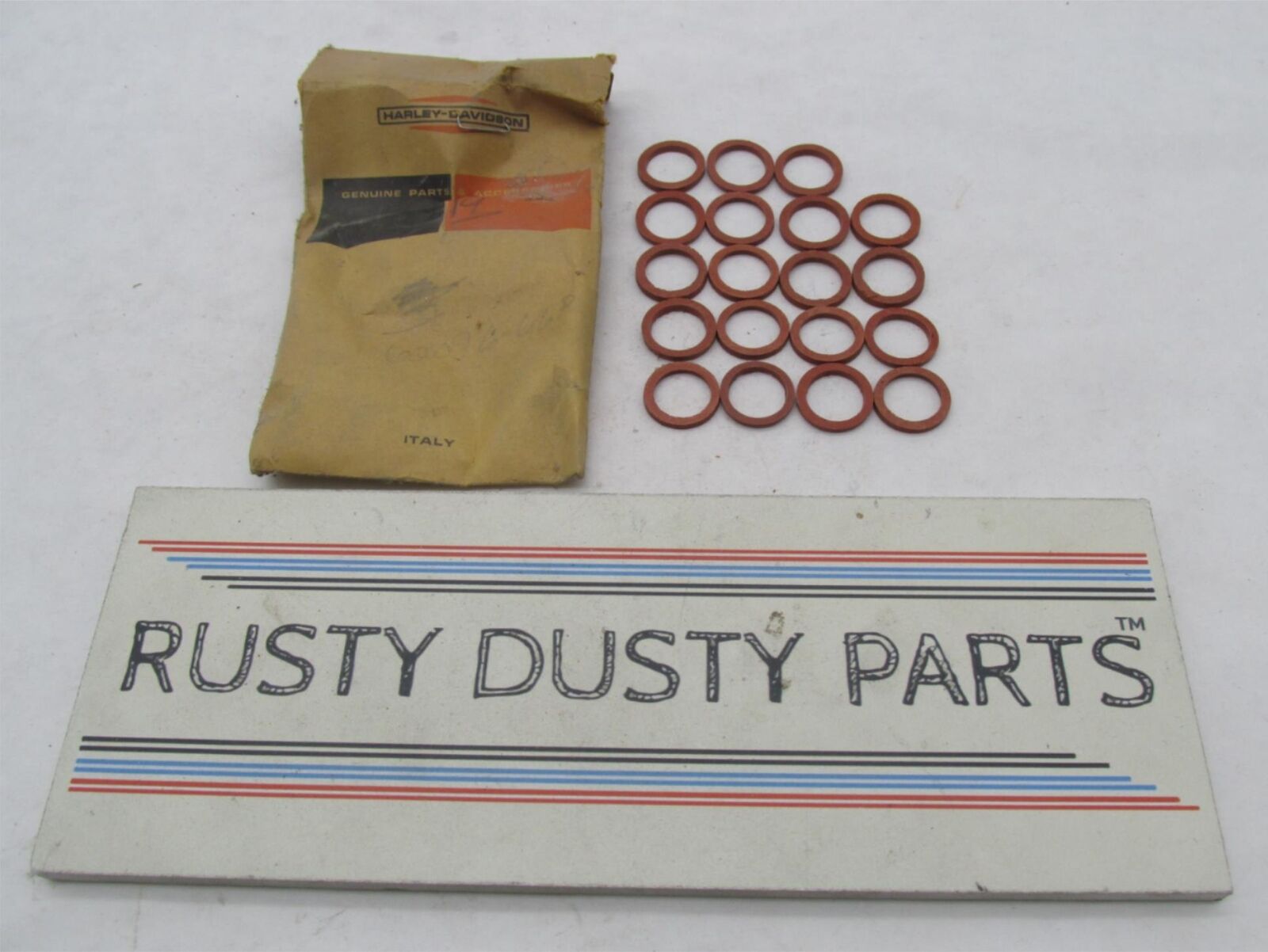 Lot of 19 Harley-Davidson Genuine NOS Aermacchi Gas Tank Valve Gaskets 62096-66P