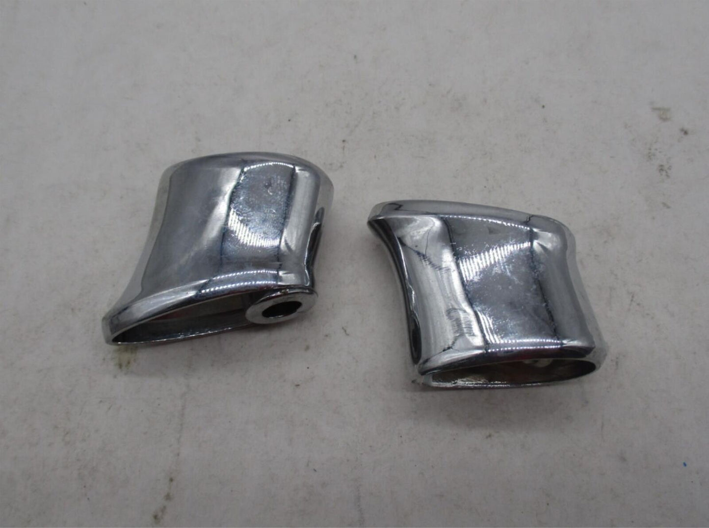 Pair of Harley Davidson Chrome Narrow Turn Signal Standoffs XL FXD FXST FXR