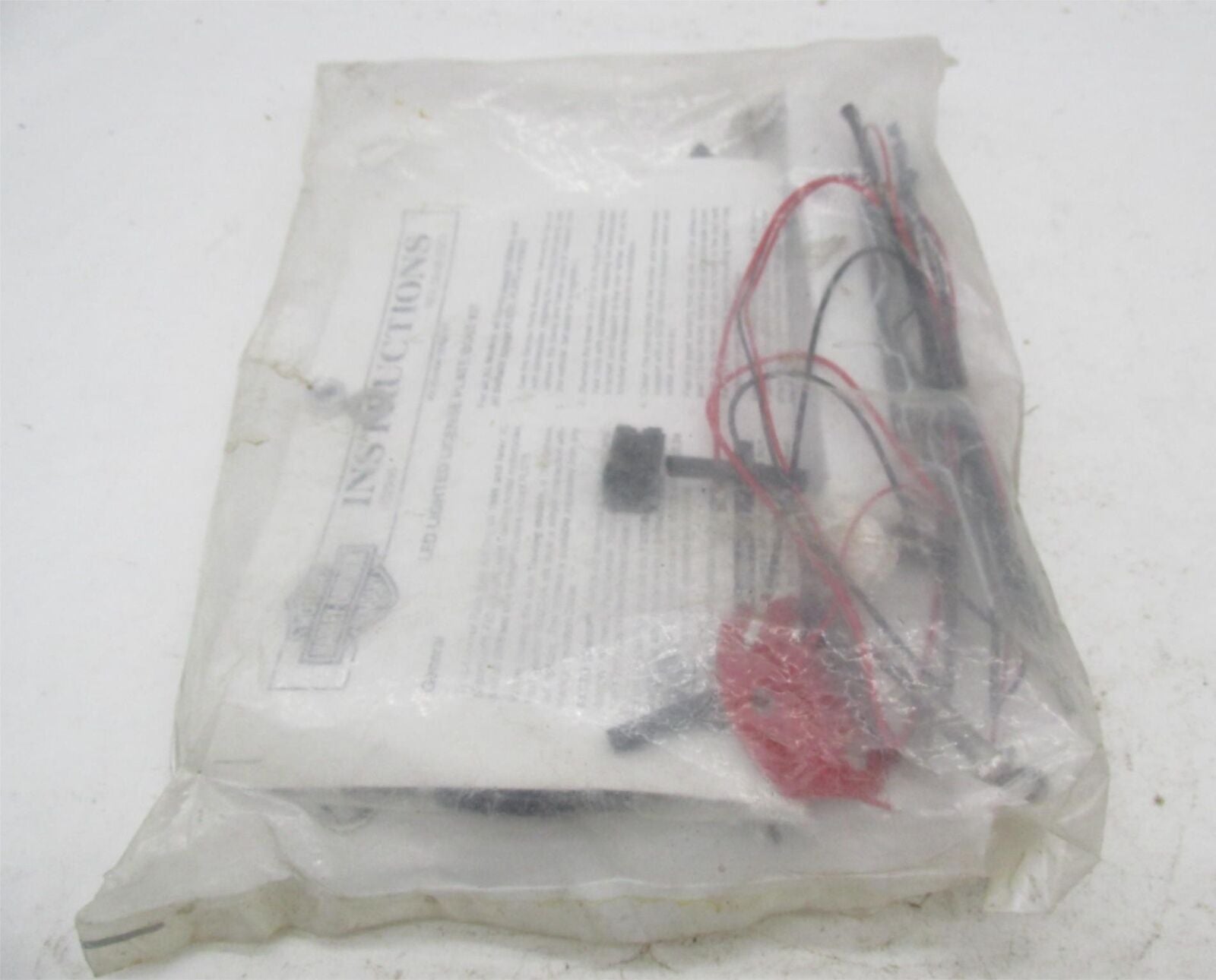 Harley-Davidson Genuine NOS Multi-Fit Lighted License Plate Bolt Kit 59422-04