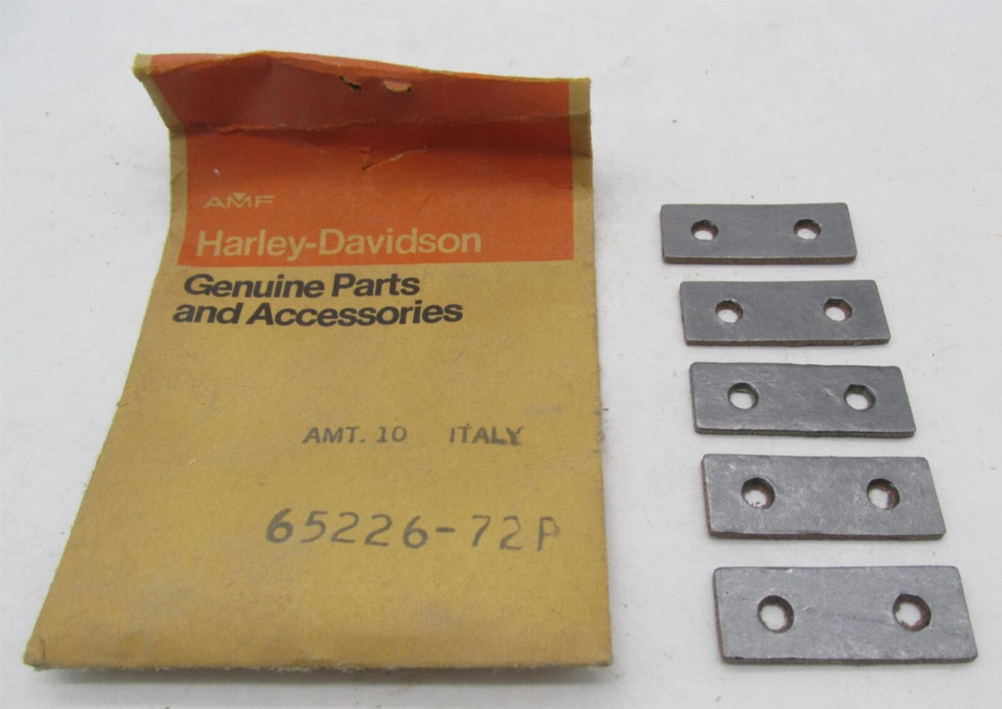 Lot of 5 Harley-Davidson Genuine NOS Aermacchi Muffler Insulator Clips 65226-72P