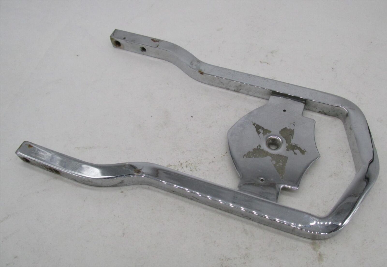 Harley-Davidson 11 2.5" Tall Chrome Sissy Bar Back Rest Bracket 5-5/8" Wide