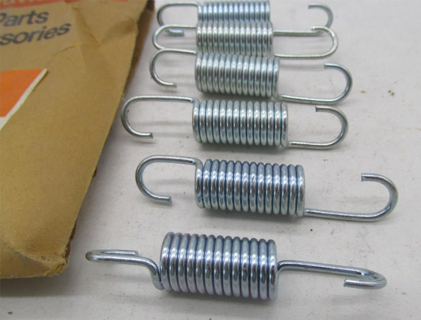 Lot of 6 Harley-Davidson Genuine NOS Aermacchi Exhaust Springs 65240-73P