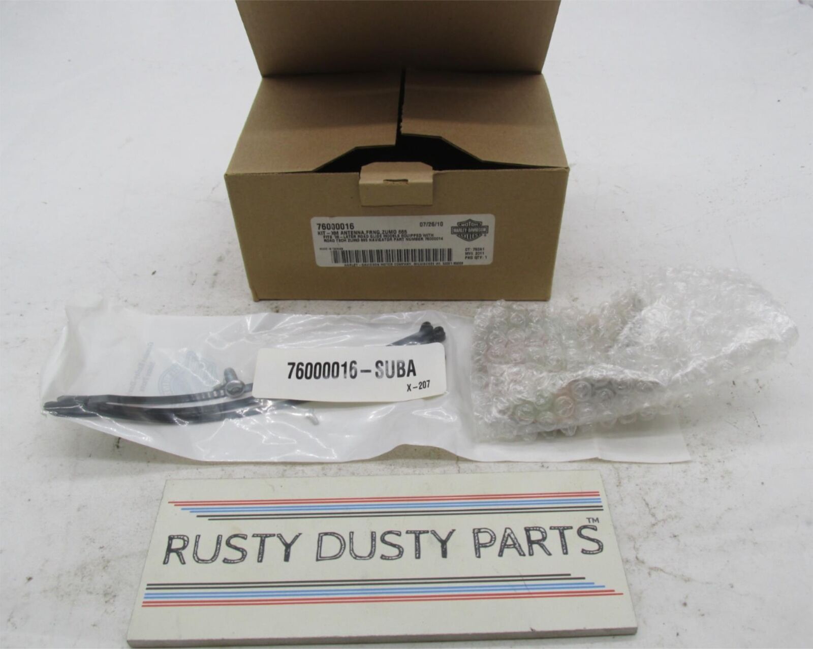 Harley Davidson Genuine NOS XM Zumo 665 Road Glide Antenna Fairing Kit 76000016