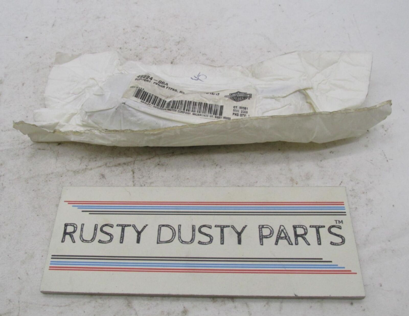 Harley Davidson Genuine NOS Right RH Footpeg Passenger Support 49224-06A