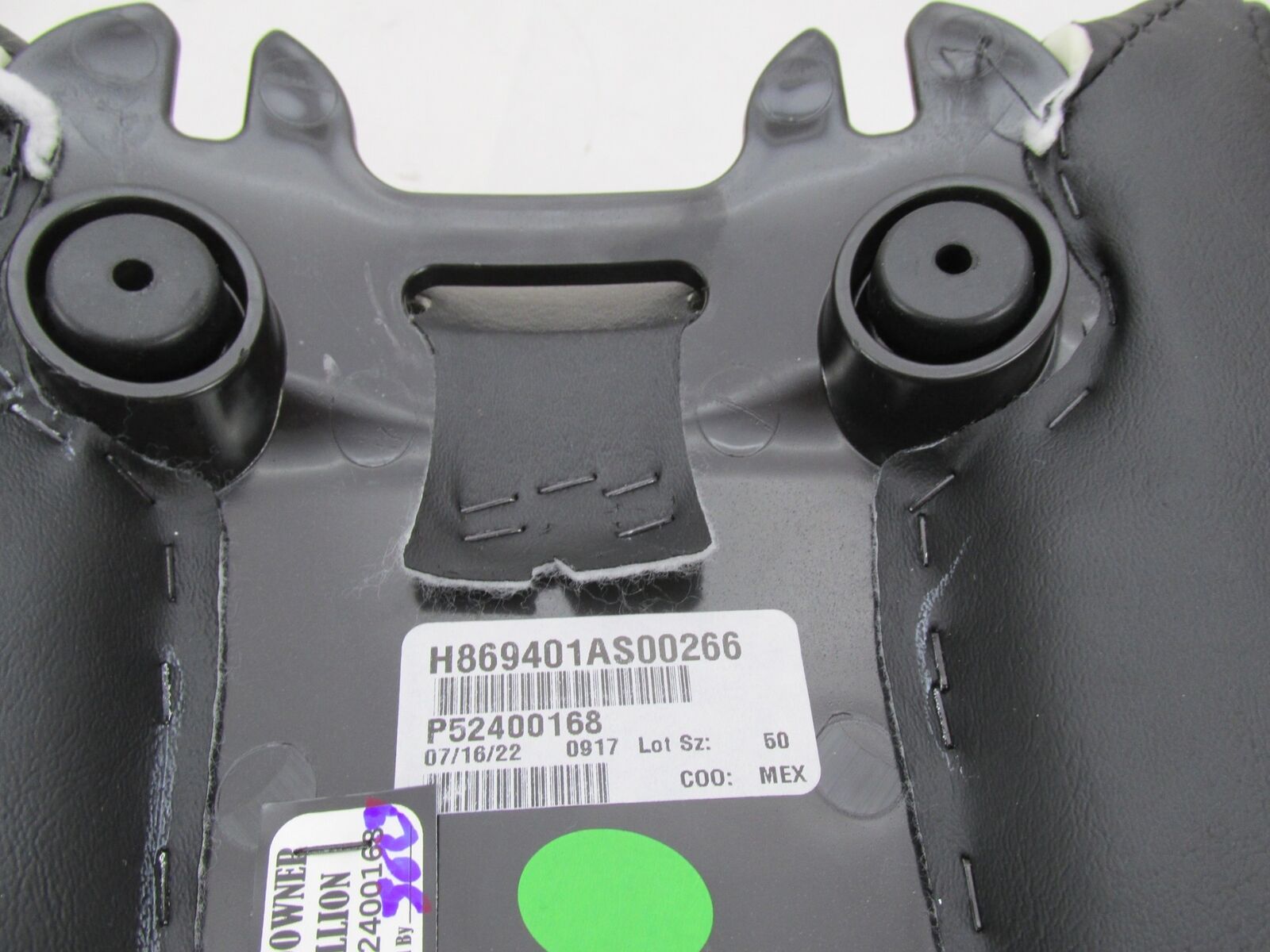 Harley-Davidson Genuine NOS Sundowner Black Passenger Seat FLHC FLHCS 52400168