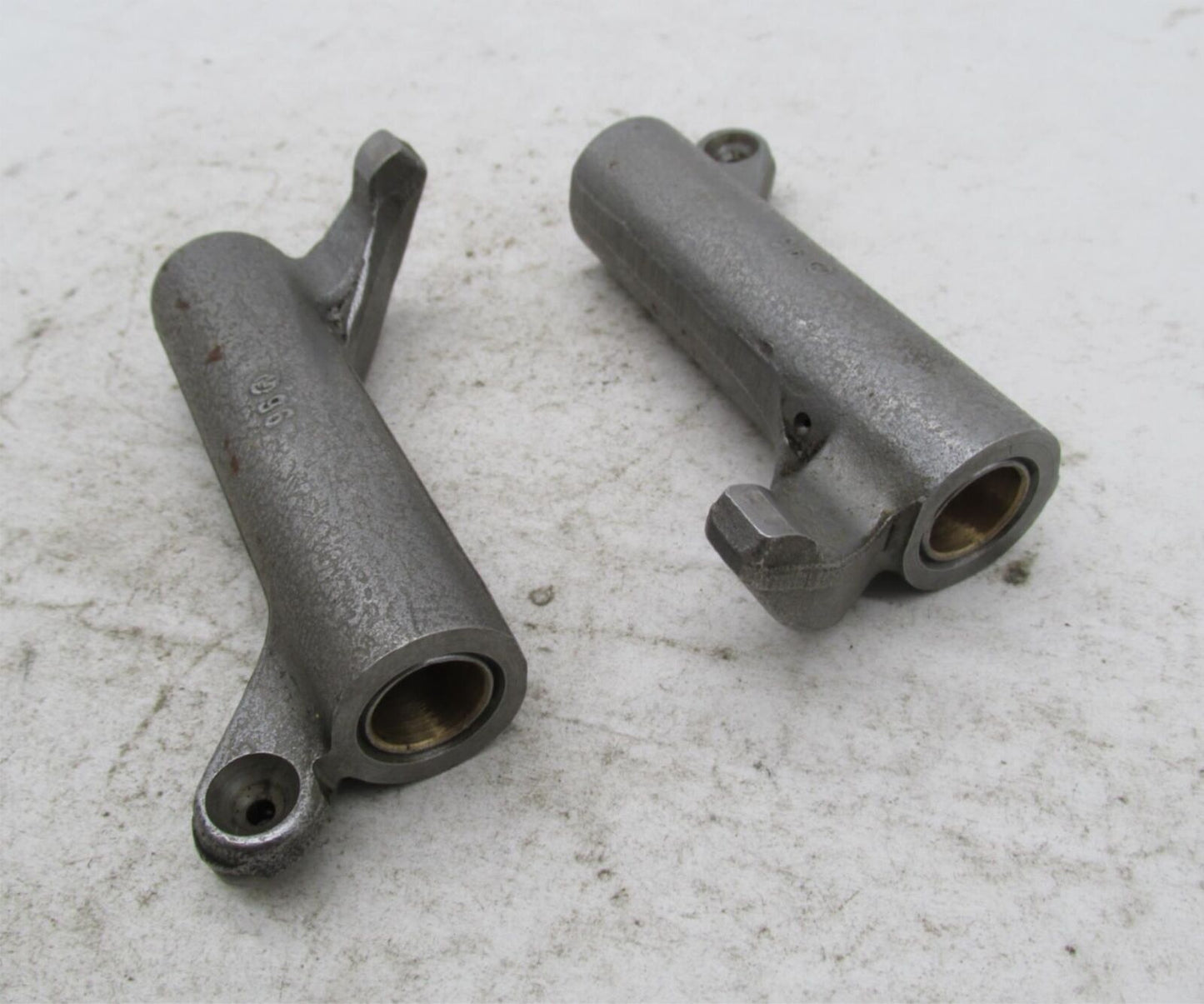Lot of 2 Harley Davidson Genuine Twin Cam Rocker Arms 17360-83A