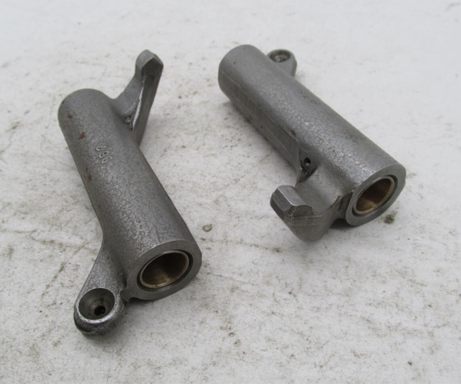 Lot of 2 Harley Davidson Genuine Twin Cam Rocker Arms 17360-83A