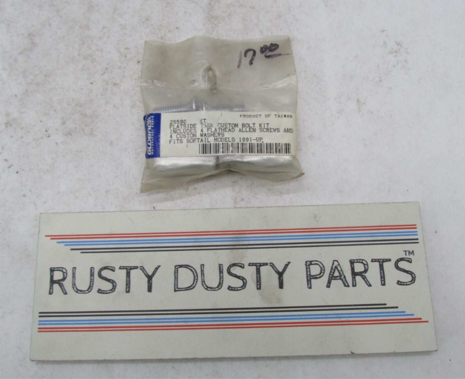 Harley Davidson 1991 - Up Softail Flatside Tank Custom Bolt Kit 25590