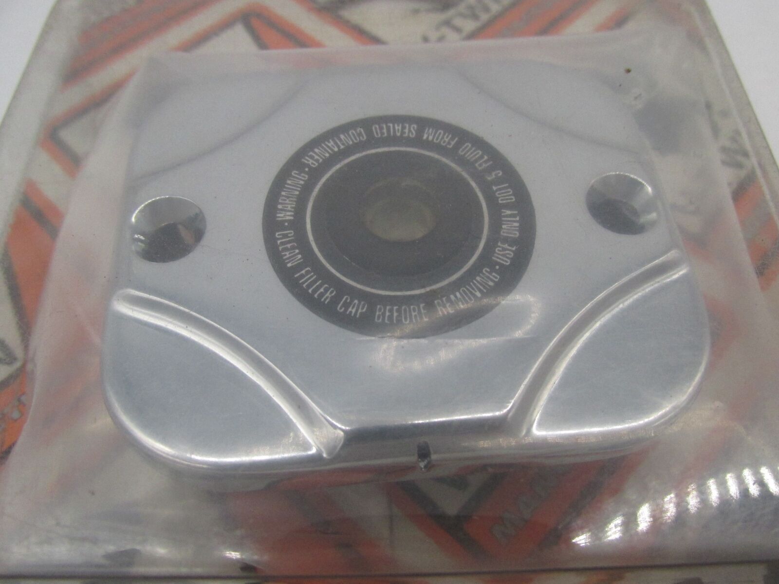 Harley V-Twin Chrome Front Brake Master Cylinder Chrome Top Cover 24-0604