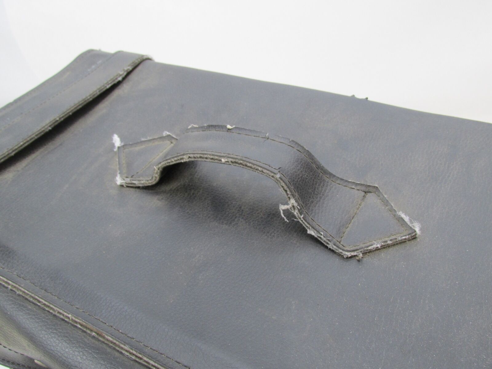 Harley Davidson Black Synthetic Leather Studded Sissy Bar Backrest Touring Bag