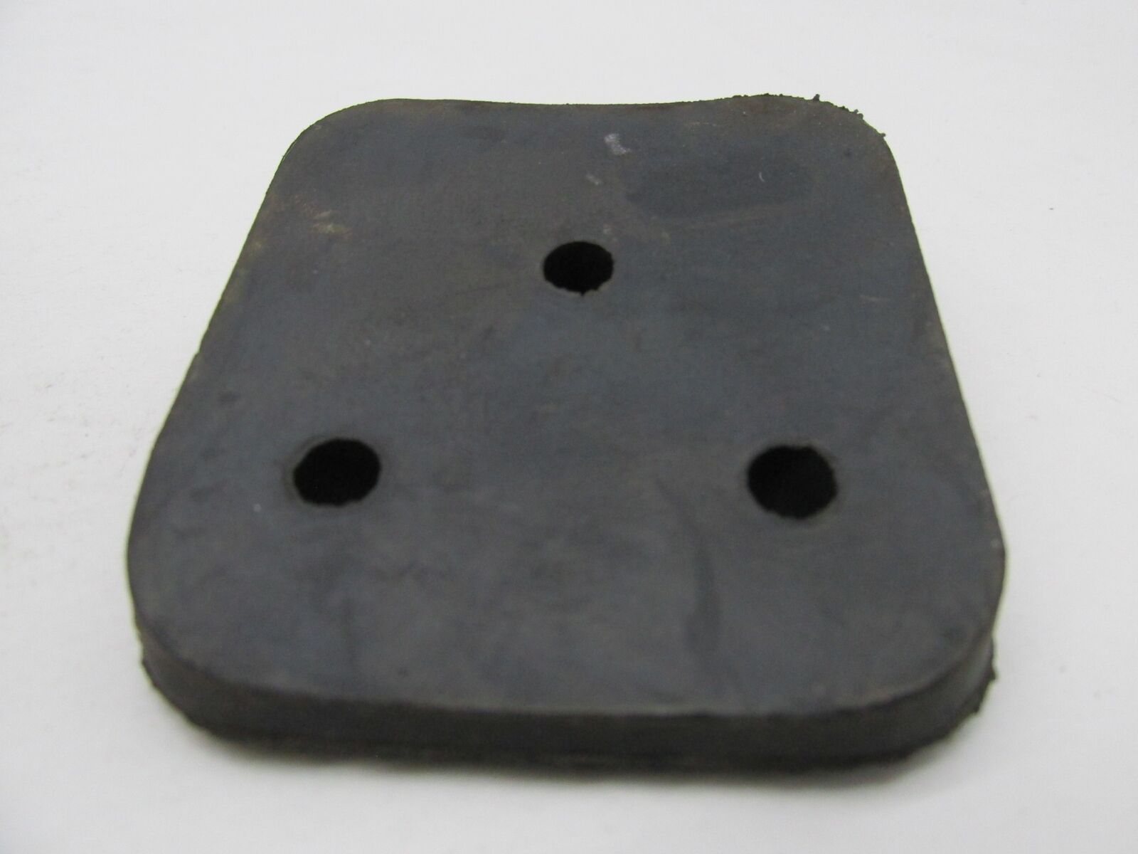 Harley-Davidson Dyna 3 Hole License Plate Rubber Mount Bracket Wedge Block