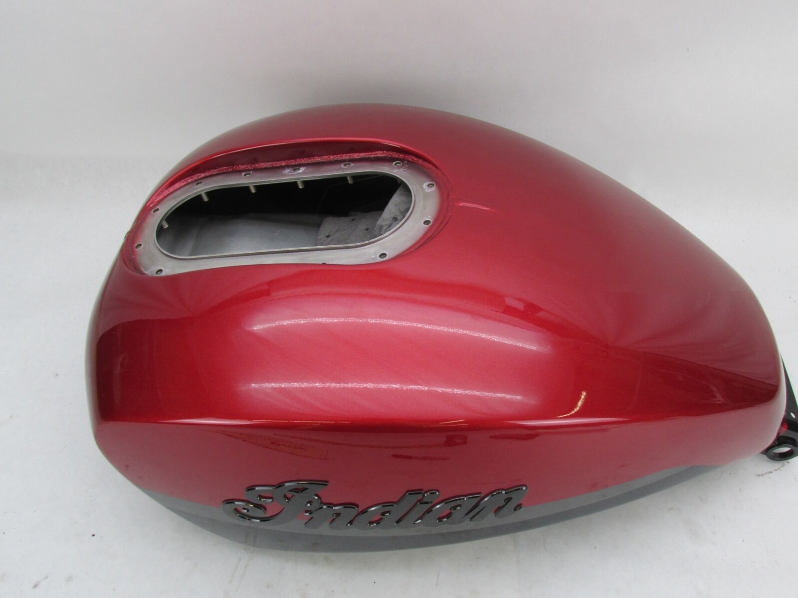 Indian Fuel Gas Tank Pursuit Dark Horse Ruby Metallic Onyx Black 1025429-2045 