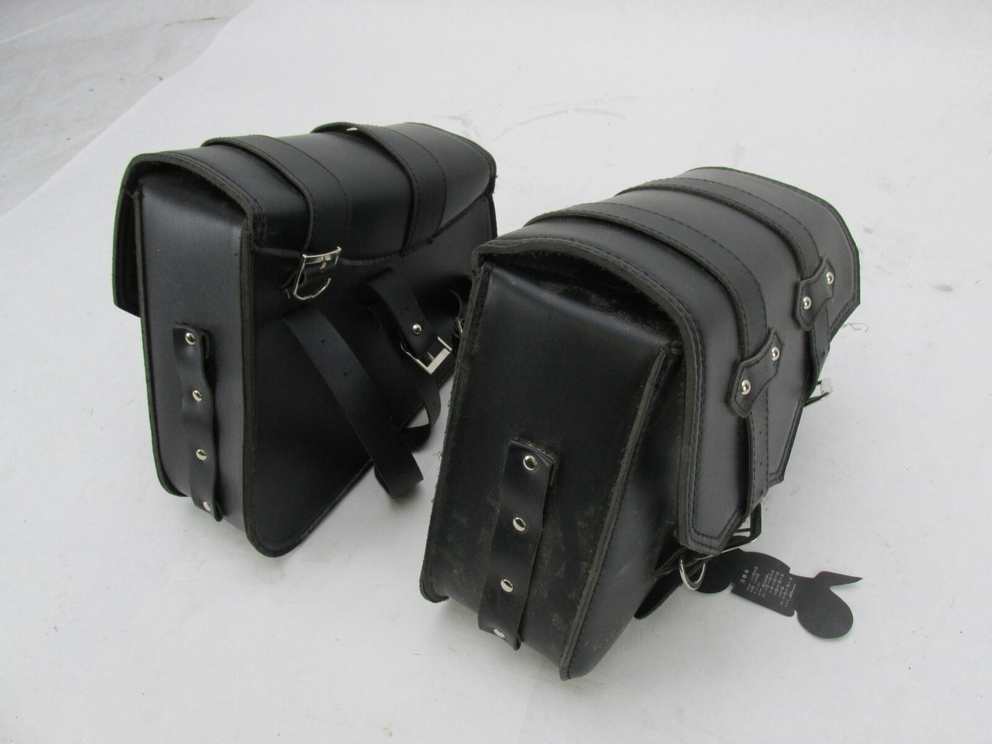 Pair of Synthetic Leather Universal Motorcycle Saddlebags Harley Honda Yamaha