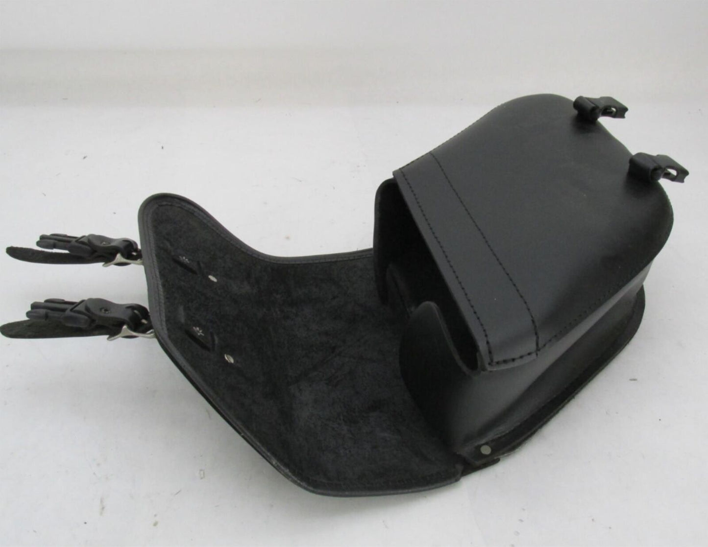 The Leatherworks Harley Davidson Single Left Side Saddlebag with Hardware