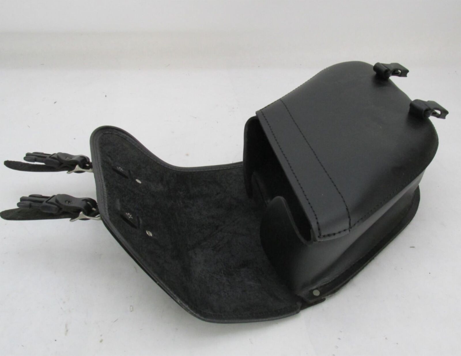 The Leatherworks Harley Davidson Single Left Side Saddlebag with Hardware